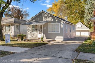 3936 Weddell Street, Dearborn Heights, MI 48125