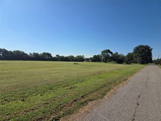 601 S Jackson Street, Chickasha, OK 73018