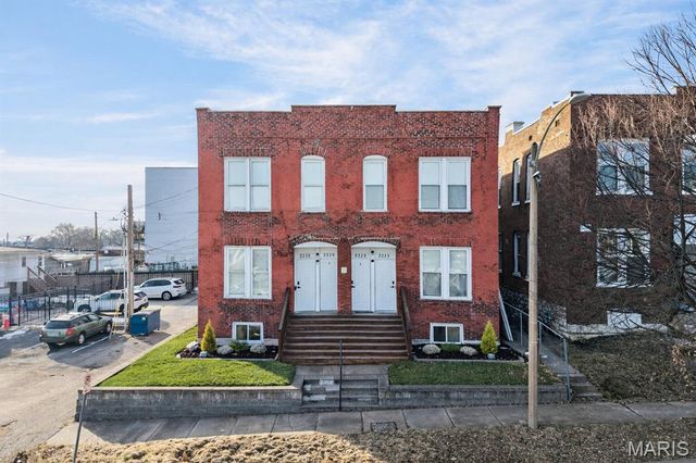 2223 Benton Terrace, St Louis, MO 63139