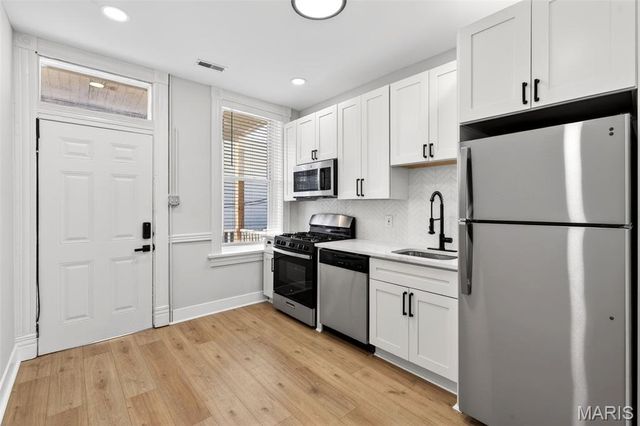 2223 Benton Terrace, St Louis, MO 63139