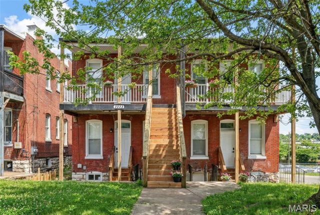 2223 Benton Terrace, St Louis, MO 63139