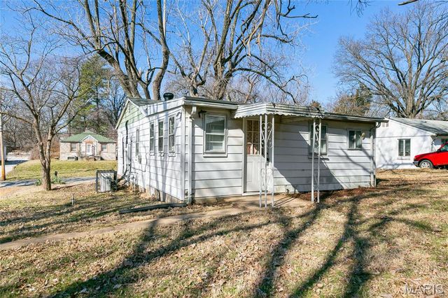 10170 Bon Oak Drive, St Louis, MO 63136