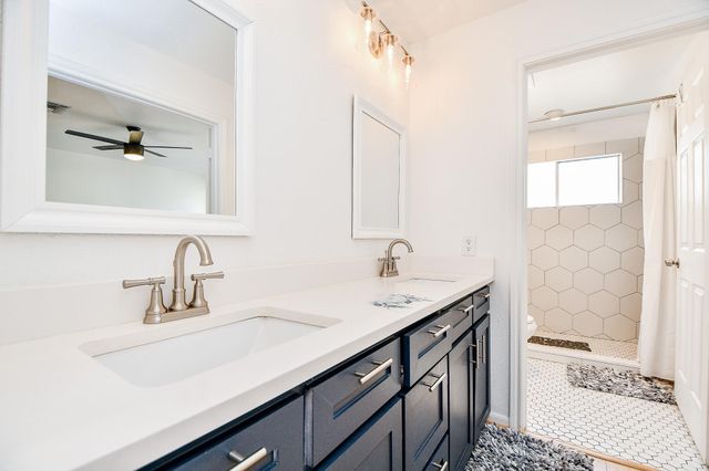 2626 Bering Drive, Houston, TX 77057