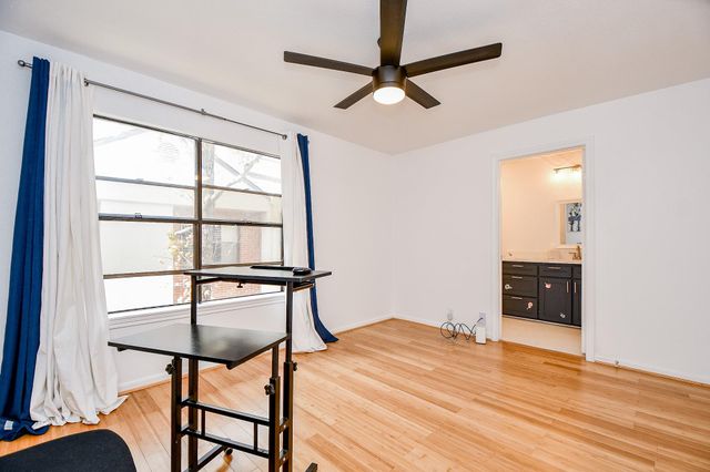 2626 Bering Drive, Houston, TX 77057