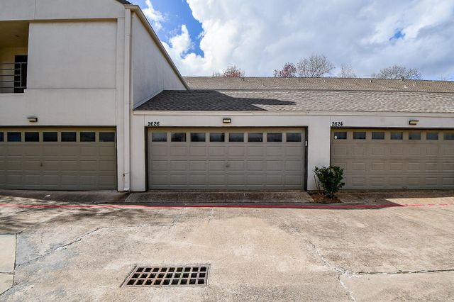 2626 Bering Drive, Houston, TX 77057