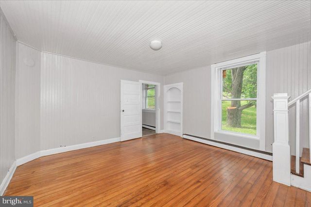 576 HALLTOWN RD, Harpers Ferry, WV 25425