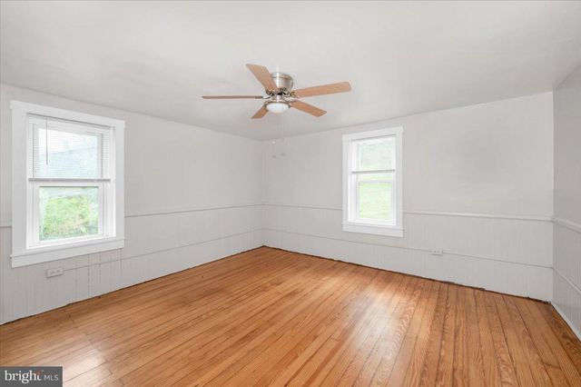 576 HALLTOWN RD, Harpers Ferry, WV 25425