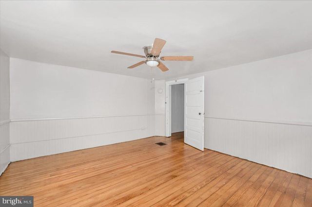 576 HALLTOWN RD, Harpers Ferry, WV 25425