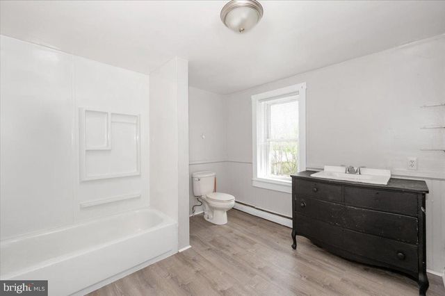 576 HALLTOWN RD, Harpers Ferry, WV 25425