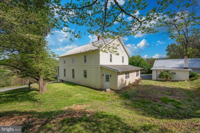 576 HALLTOWN RD, Harpers Ferry, WV 25425