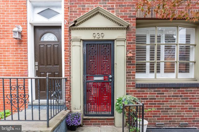 939 S 8TH ST, Philadelphia, PA 19147