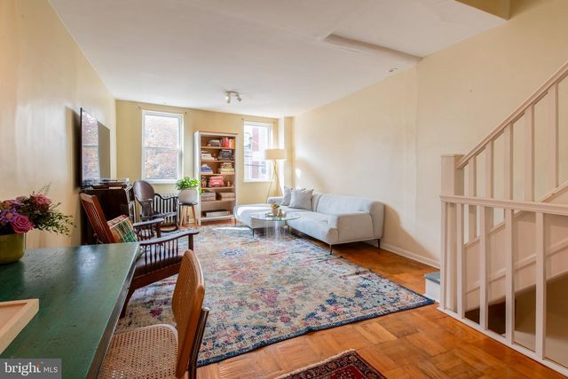 939 S 8TH ST, Philadelphia, PA 19147