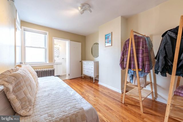 939 S 8TH ST, Philadelphia, PA 19147