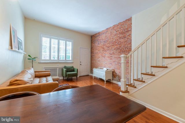 939 S 8TH ST, Philadelphia, PA 19147