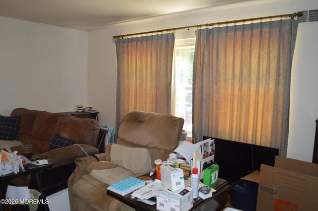 30 Ensign Avenue, Barnegat, NJ 08005