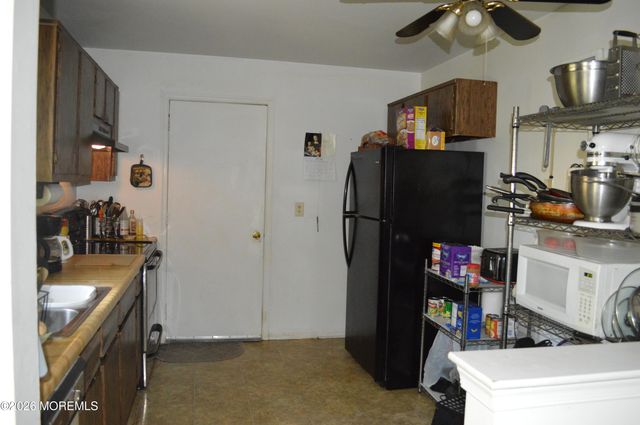 30 Ensign Avenue, Barnegat, NJ 08005