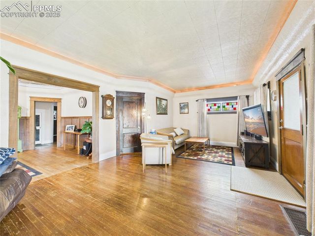 1423 Lake Avenue, Pueblo, CO 81004