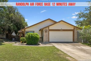 8304 Spring Town St, Converse, TX 78109