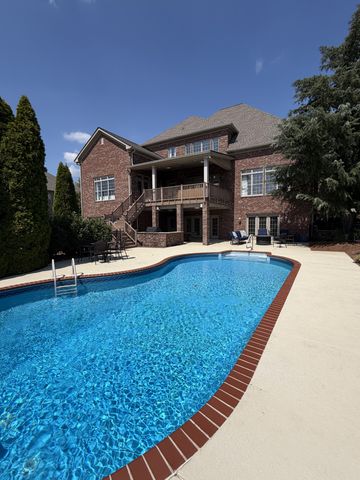109 Gaston St, Gallatin, TN 37066