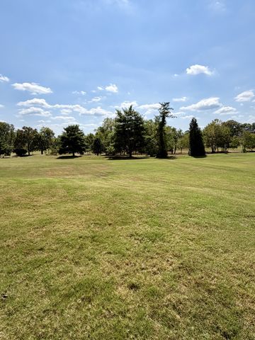 109 Gaston St, Gallatin, TN 37066