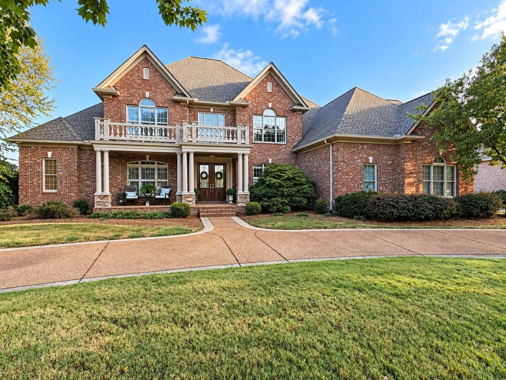 109 Gaston St, Gallatin, TN 37066