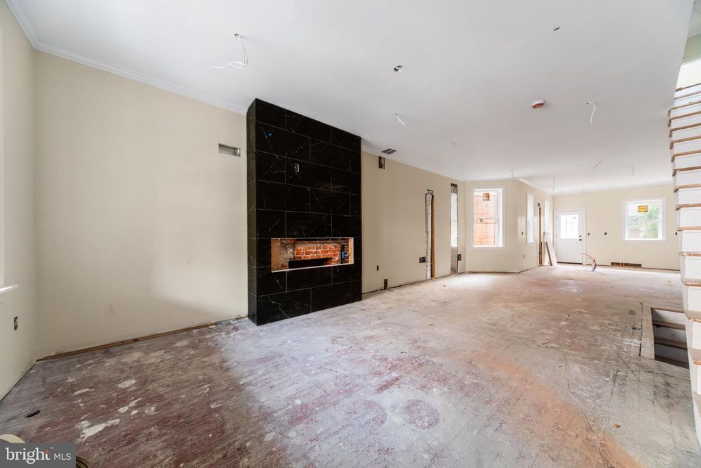 1127 S PAXON ST, PHILADELPHIA, PA 19143 — photo 4