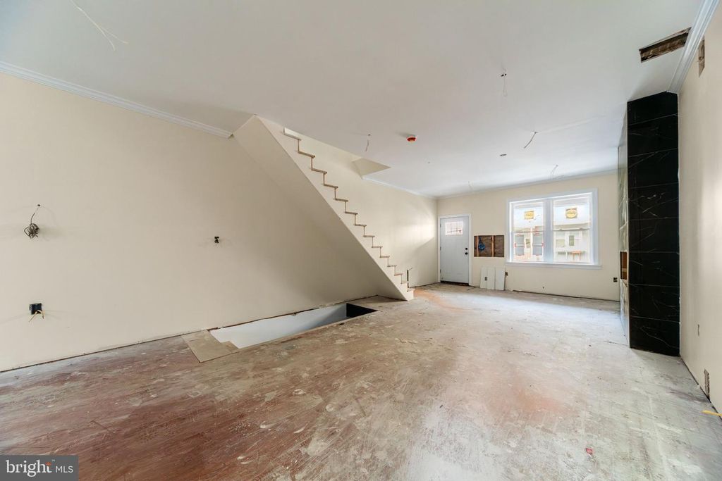 1127 S PAXON ST, PHILADELPHIA, PA 19143 — photo 5