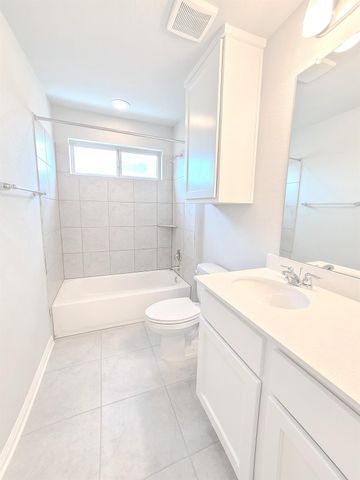 2604 Pecan Island DR, Leander, TX 78641