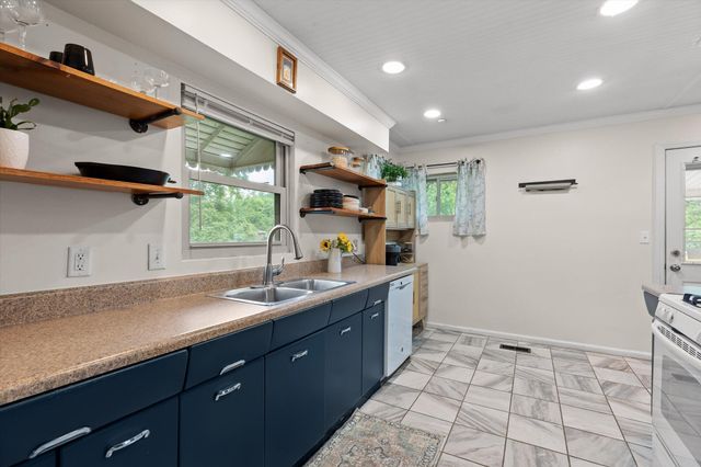 204 S Germantown Road, Chattanooga, TN 37411