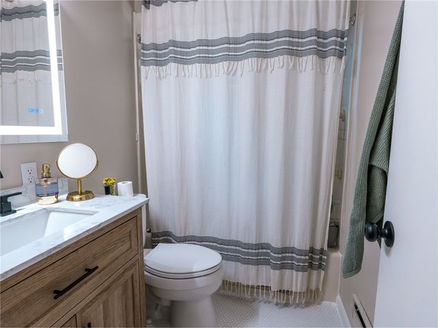913 4th St, Baden, PA 15005
