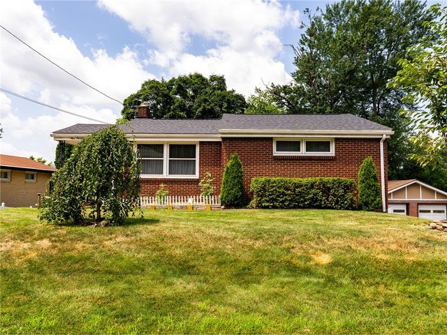 913 4th St, Baden, PA 15005