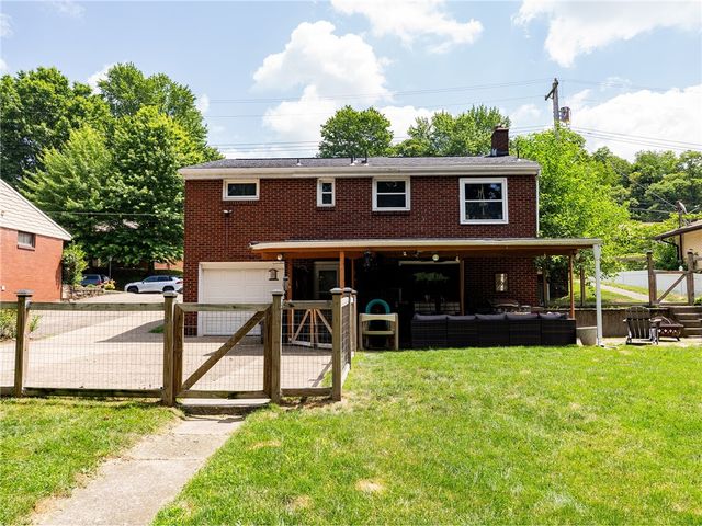 913 4th St, Baden, PA 15005