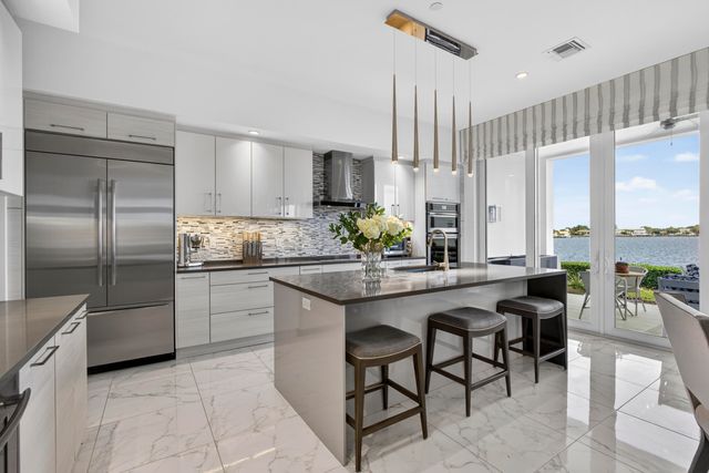 103 Water Club Court S, North Palm Beach, FL 33408