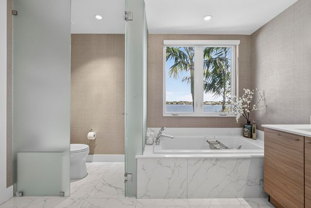 103 Water Club Court S, North Palm Beach, FL 33408