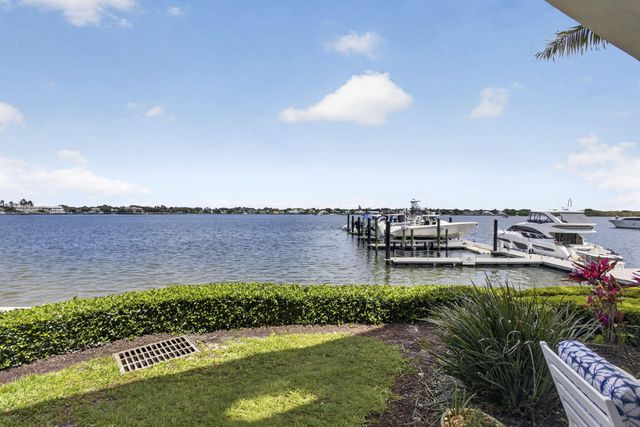 103 Water Club Court S, North Palm Beach, FL 33408