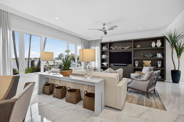 103 Water Club Court S, North Palm Beach, FL 33408