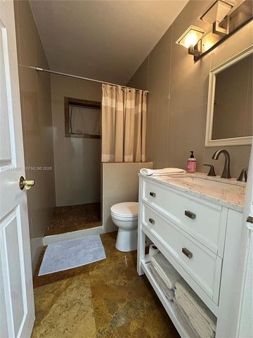 2908 Bayview Dr, Fort Lauderdale, FL 33306