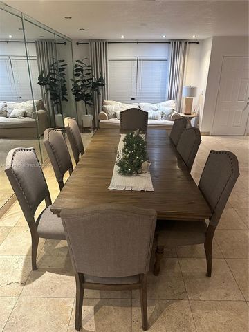 2908 Bayview Dr, Fort Lauderdale, FL 33306
