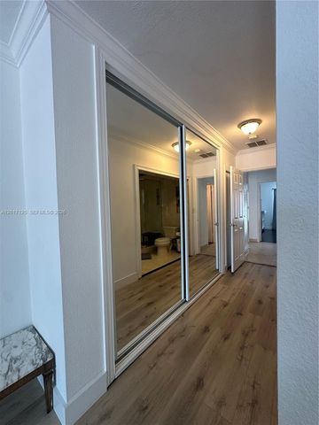 2908 Bayview Dr, Fort Lauderdale, FL 33306
