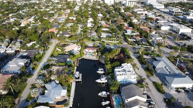 2908 Bayview Dr, Fort Lauderdale, FL 33306