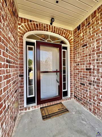 125 Peregrine Drive, Byron, GA 31008