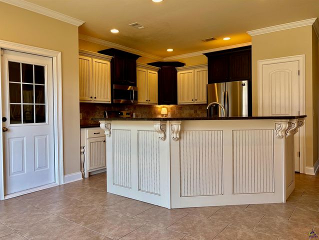 125 Peregrine Drive, Byron, GA 31008