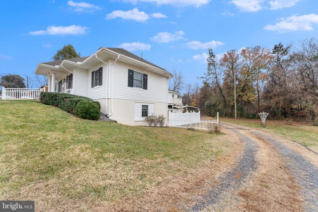 210 ELIZABETH ST, Culpeper, VA 22701