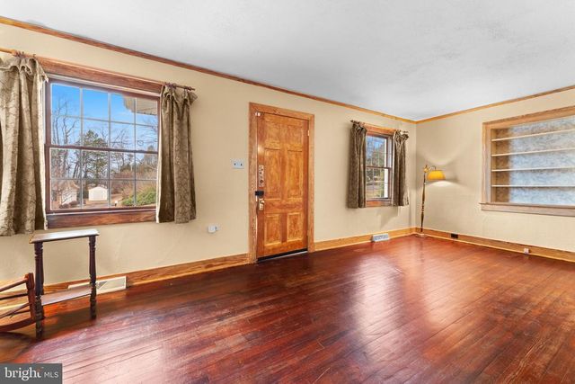 210 ELIZABETH ST, Culpeper, VA 22701