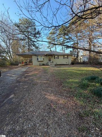 826 Floyd Road Extension, Drayton, SC 29333