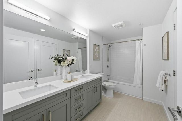 400 El Camino Real 202, Belmont, CA 94002
