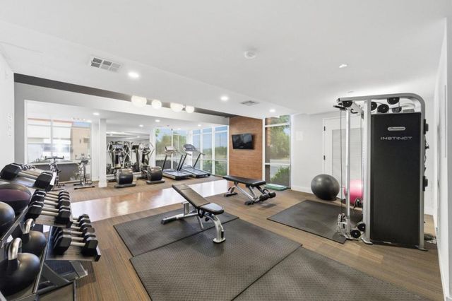 400 El Camino Real 202, Belmont, CA 94002