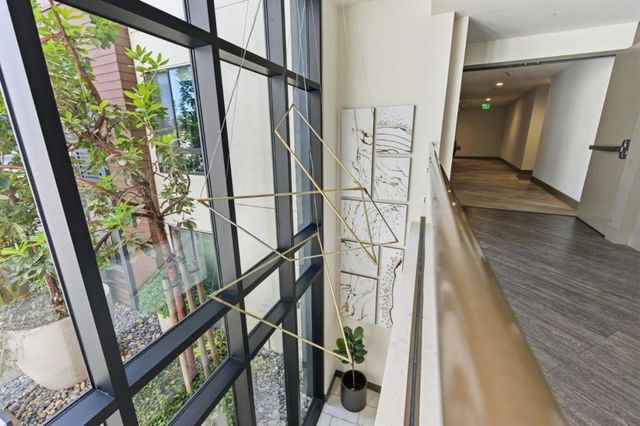 400 El Camino Real 202, Belmont, CA 94002