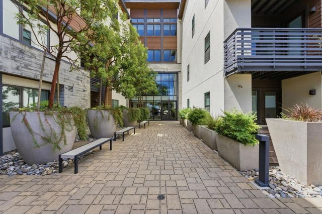 400 El Camino Real 202, Belmont, CA 94002