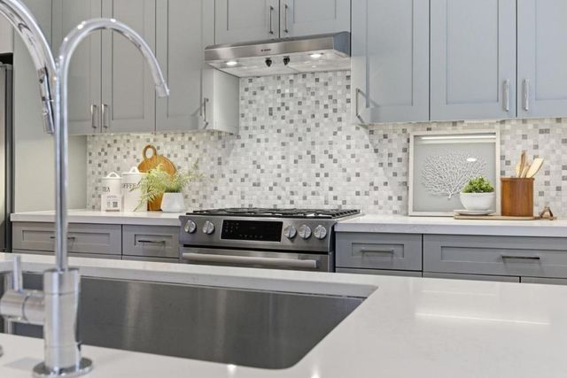 400 El Camino Real 202, Belmont, CA 94002
